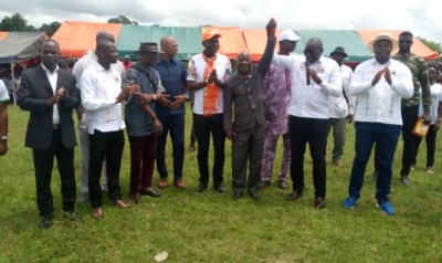 Côte d'Ivoire : Alphonse Séhi et les populations reconnaissant au président Alassane Ouattara pour ses actions de développement