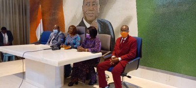 Côte d'Ivoire :  Abobo, Kandia Camara informe les ferrailleurs, les artisans, les commerçants de leur déguerpissement et annonce la construction d'un nouveau marché moderne