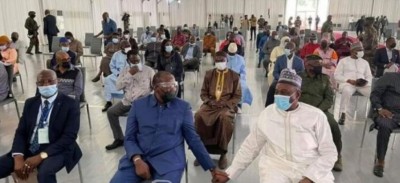 Guinée : Les ministres de Condé interdits de voyager et priés de rendre leurs voitures de fonction