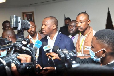 Côte d'Ivoire : Un projet d'institut de formation des métiers du cacao présenté au Forum National du Jeune Cacaoculteur