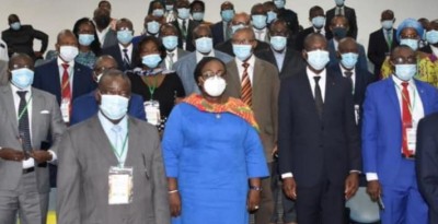 Côte d'Ivoire : Classé 104 sur 180 pays en matière de corruption, Abidjan demande l'implication des inspecteurs généraux