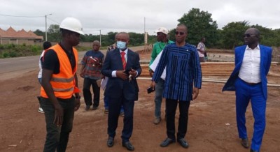 Côte d'Ivoire : Diabo, menant des actions de développement pour sa commune, le maire à ses détracteurs: « Je ne répond pas au coup de pied de l'âne...»