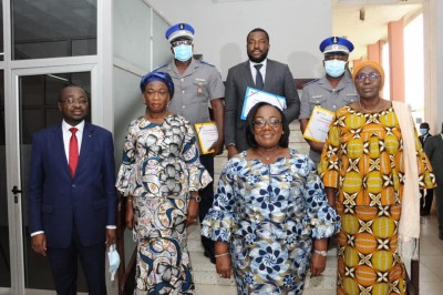 Côte d'Ivoire : Fonction Publique, une charte d'éthique signée pour crédibiliser les concours Administratifs session 2021