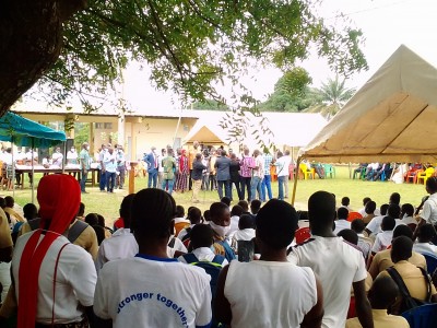 Côte d'Ivoire : Sakassou, encourageant les élèves de sa localité à plus d'efforts, Ahoutou: « On peut être fils de paysan et être dircab du premier ministre »