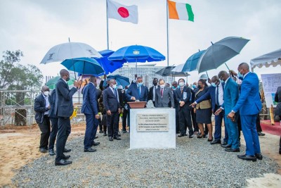 Côte d'Ivoire : Pose de la première pierre du pôle gynéco-obstétrique et pédiatrique du CHU  de Cocody, le coût estimé à 26 milliards de FCFA