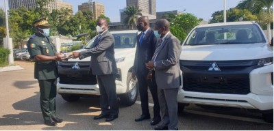 Côte d'Ivoire : Recevant les dons d'une société d'Etat, Téné Birahima Ouattara admet que le pays est confronté aux défis sécuritaires