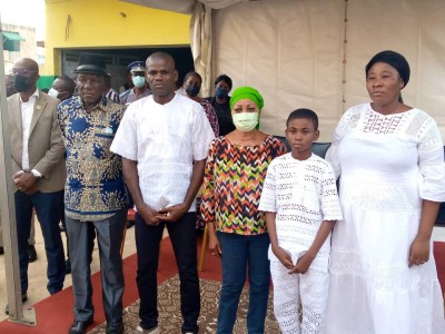 Côte d'Ivoire : 02 enfants emportés par les eaux à Yopougon, Henriette Bédié auprès de la famille endeuillée « Soyez forts et cessez de pleurer »