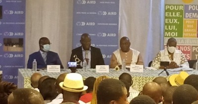 Côte d'Ivoire :    Ahoua Don Mello à propos de l'annonce de la création de l'Union des cadres du Grand Nord: «Si on n'y prend garde, on va vers la balkanisation de la Côte d'Ivoire »