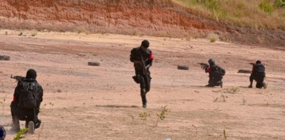 Burkina Faso : Sept policiers tués sur l'axe Dori - Essakane