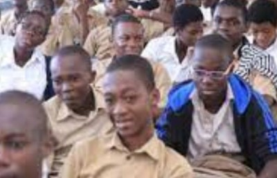 Côte d'Ivoire :   Après la décision de justice, la réintégration des 29 candidats au BEPC accusés de fraude à la dictée coince toujours