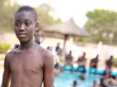 Côte d'Ivoire : Bouaké, à l'arrière d'un taxi moto, un élève chute et est percuté à mort par un véhicule