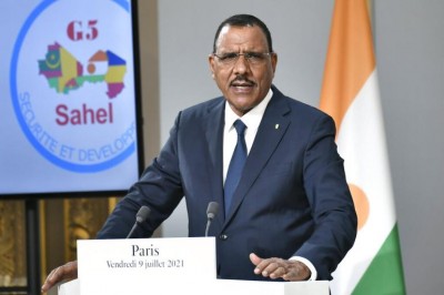 Niger : Alkache Alhada limogé par le Président Bazoum après le blocus d'un convoi français
