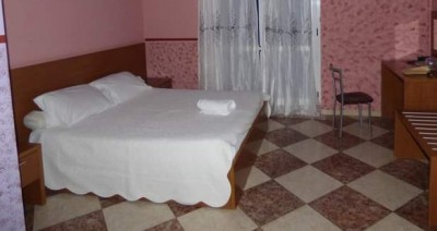 Côte d'Ivoire : Abobo, pour une partie de jambe en l'air, un sexagénaire décède dans un hôtel, sa compagne prend la fuite