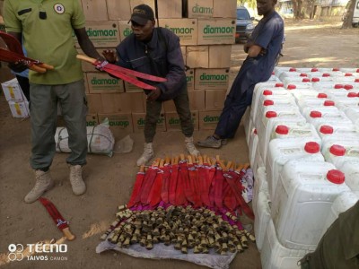 Cameroun : Au moins 15 000 machettes et couteaux saisis par les Douanes à l'extrême-nord secoué par le conflit Arabes Choas et Mousgoum