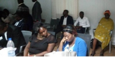 Côte d'Ivoire : Sit-in des 3 000 docteurs non recrutés, après une nuit à la préfecture de police, les interpellés mis en liberté