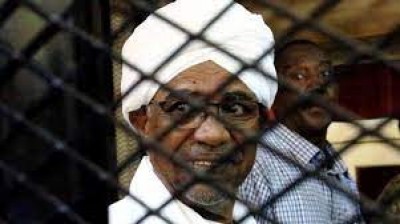 Soudan : Omar El Béchir attrape le coronavirus en prison