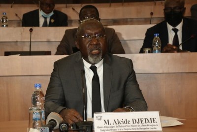 Côte d'Ivoire : Lutte contre la corruption, les auteurs qui se retrouvent dans un pays de la CEDEAO peuvent être désormais extradés et les fonds rapatriés