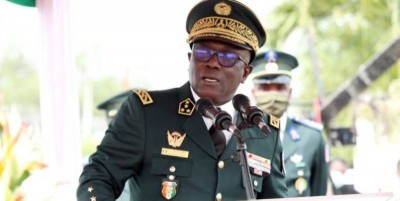 Côte d'Ivoire : Vœux 2022 à ADO, le CEMA rassurant : « les FACI ne céderont aucun centimètre du territoire même s'il leur arrivait de prendre un coup »