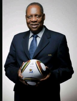 Cameroun : Le TAS réhabilite Issa Hayatou et condamne la FIFA