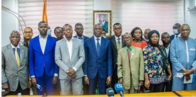 Côte d'Ivoire : Affaire de Docteurs non recrutés, une autre rencontre prévue vendredi  avec le Ministre Diawara, manifestation prévue ce mercredi annulée