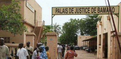 Mali :  « Fuite » d'une conversation téléphonique supposée entre deux hautes personnalités, manipulation ?