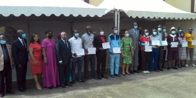 Côte d'Ivoire :   Le secteur privé secondaire compte plus de 75% des établissements du pays mais regorge un nombre important de structures ne disposant pas de personnels qualifiés