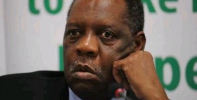 Cameroun : Issa Hayatou dénonce les pratiques mafieuses à la FIFA