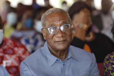 Côte d'Ivoire : L'ancien Ministre d'Houphouët Lokrou rejoint officiellement le parti de Gbagbo et est nommé vice-président