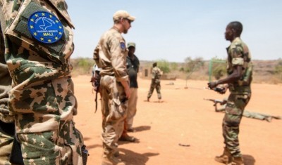 Mali: Après le retrait de la France , l'UE examine à son tour les conditions de sa présence sur le sol malien