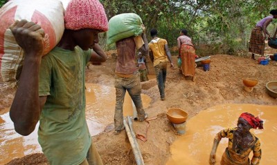 Guinée : 10 orpailleurs au moins tués dans l' éboulement d'une mine à Kounsitel