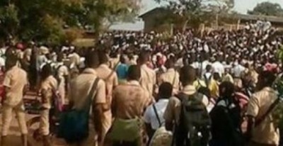 Côte d'Ivoire : L'élève « gifleur » de son éducatrice à Gomon déféré, des sanctions réclamées pour servir d'exemples aux autres, les cours toujours suspendus