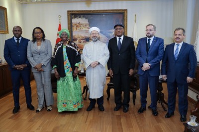 Côte d'Ivoire : La Turquie annonce la construction d'une mosquée de type Ottoman à Abobo et un campus universitaire de plus de 500 jeunes filles dans le pays