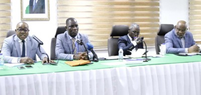 Côte d'Ivoire :  DGI, la FESY pas  « associée » au préavis de grève de l'ASADGI annonce une Assemblée générale extraordinaire le 23 mars pour faire le point des rencontres avec la hiérarchie