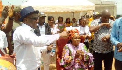 Côte d'Ivoire : Gagnoa, afin d'éjecter Djédjé Bagnon du conseil régional du Gôh, un mouvement de 2000 femmes investi