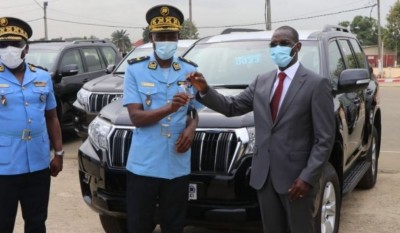 Côte d'Ivoire : Ouattara renforce les capacités opérationnelles de la police nationale avec 121 engins
