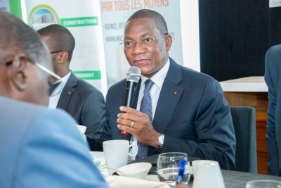 Côte d'Ivoire : A bâtons rompus, Bruno Koné échange avec la CNPC-CI et la CAPC sur les actions de redynamisation du programme présidentiel de logements sociaux et économiques