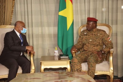 Burkina Faso : Echanges entre le lieutenant-colonel Damiba et le président de la Commission de la Cédéao Kassi Brou pour une transition réussie