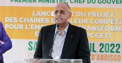 Côte d'Ivoire : Aboisso, Achi inaugure le nouveau stade et lance le projet des chaînes de valeur compétitives pour l'emploi et la transformation économique