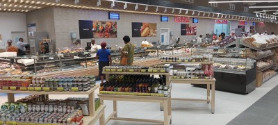 Gabon : Carrefour ouvre un Hypermarché de 6000m2 à Libreville, son 8e magasin en 4 mois