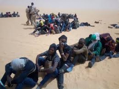 Niger : Abandonnés par leur chauffeur, 25 migrants secourus en plein désert