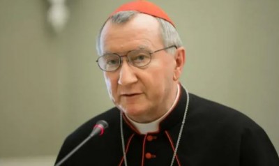 Côte d'Ivoire :  Le Cardinal Pietro Parolin, Secrétaire d'état du Vatican à Abidjan pour prendre part à l'ordination épiscopale de S.E.Mgr Jean Sylvain Emien, reçu par Ouattara le vendredi