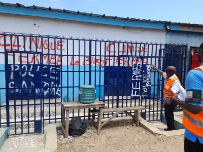 Côte d'Ivoire :  Abobo, la Police sanitaire du ministère de la Santé ferme une clinique après le décès d'une femme en couche à derrière rail