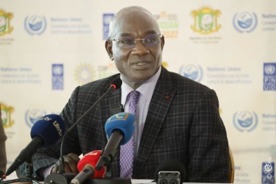 Côte d'Ivoire :  En marge de la COP15, le Président du Conseil coton-anacarde annonce que le pays est en passe de perdre sa place de deuxième producteur de coton en Afrique subsaharienne