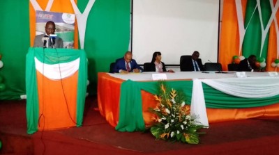 Côte d'Ivoire :    Rentrée scolaire 2022-2023, près de 1000 établissements primaires et secondaires ouvriront sur toute l'étendue du territoire national