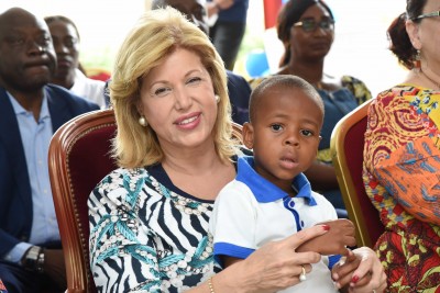 Côte d'Ivoire : La Case des Enfants, les pensionnaires honorent leur maman Dominique Ouattara