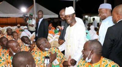 Côte d'Ivoire : Hadj 2022, le Général Vagondo salut les pèlerins lors de leur départ