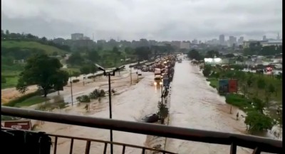 Côte d'Ivoire : Fortes pluies, grosses perturbations, retards au travail