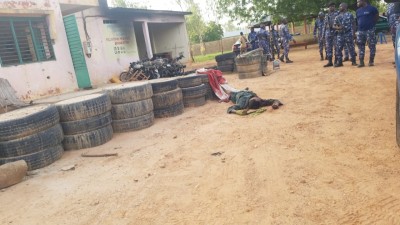 Bénin: Deux policiers tués dans l'attaque du commissariat de Dassari, près de la frontière burkinabè