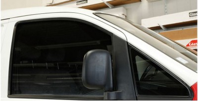 Côte d'Ivoire : Décret interdisant la circulation des véhicules aux vitres teintées et ayant des plaques non conformes, rappel des contraventions prévues par la loi