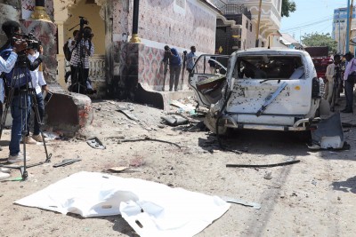 Somalie: Une attaque à la voiture piégée fait cinq morts  au centre, un ministre parmi les blessés